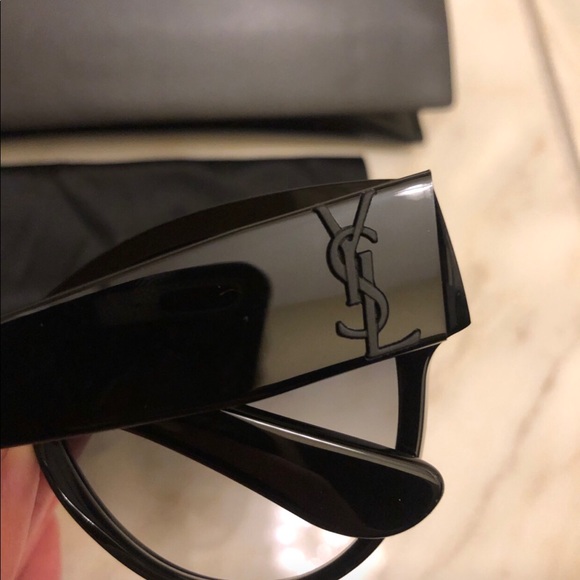 🔥NEW YSL BEST SELLER SUNGLASSES 🔥 - Picture 8 of 15